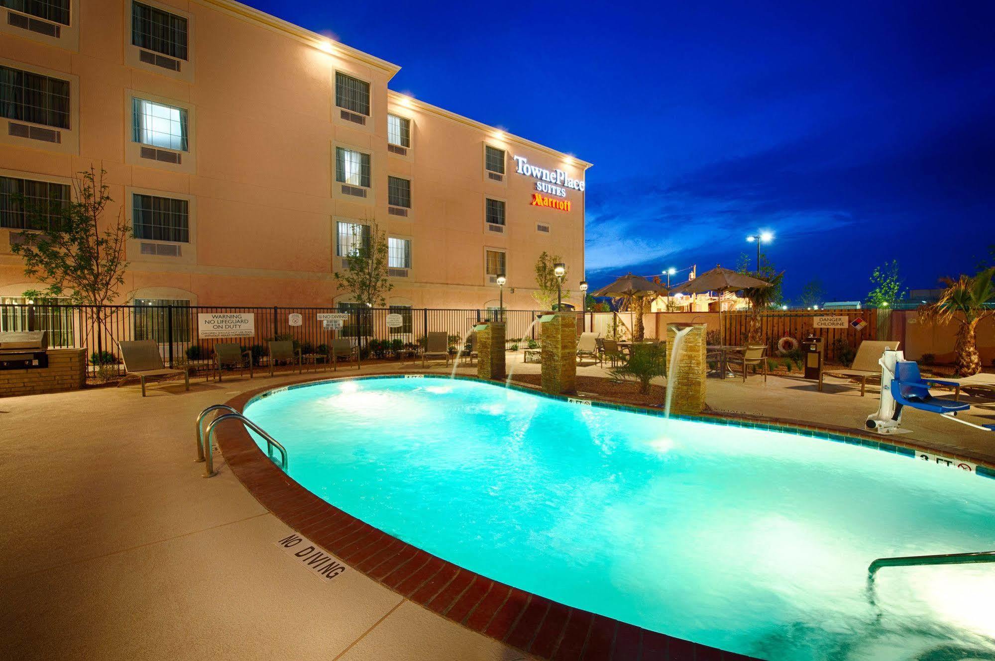 Towneplace Suites By Marriott El Paso Airport Exterior photo